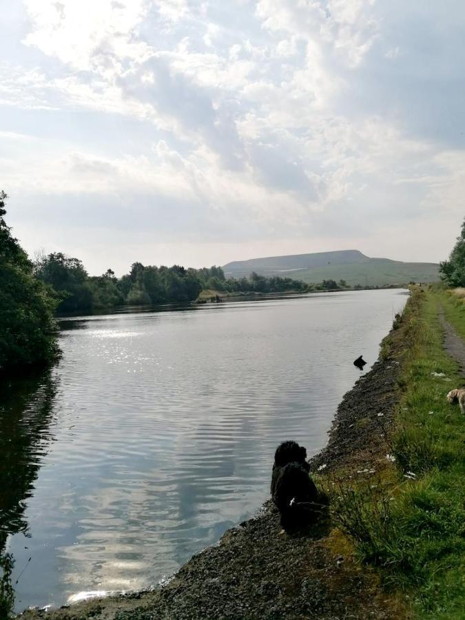 Brecon Burrows Villa Dowlais ภายนอก รูปภาพ